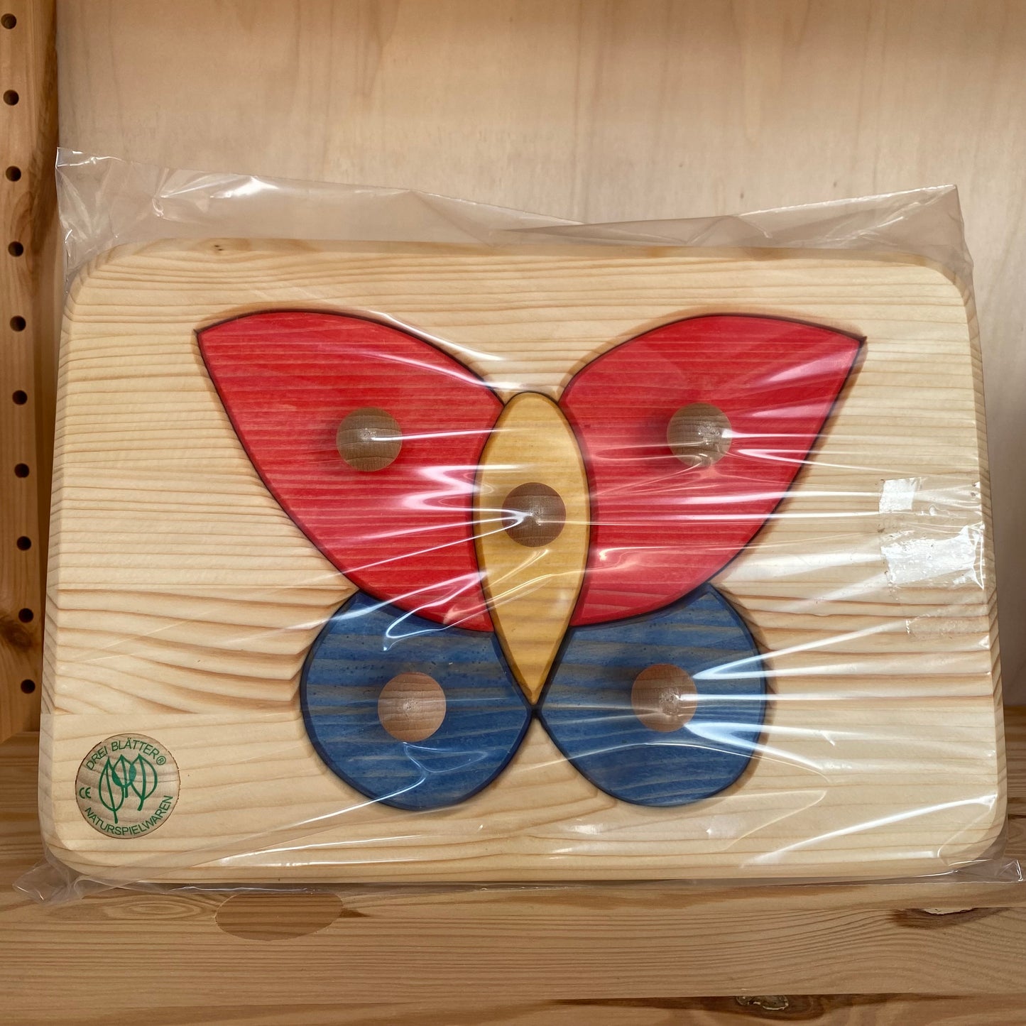 Dreiblaetter Puzzle Butterfly