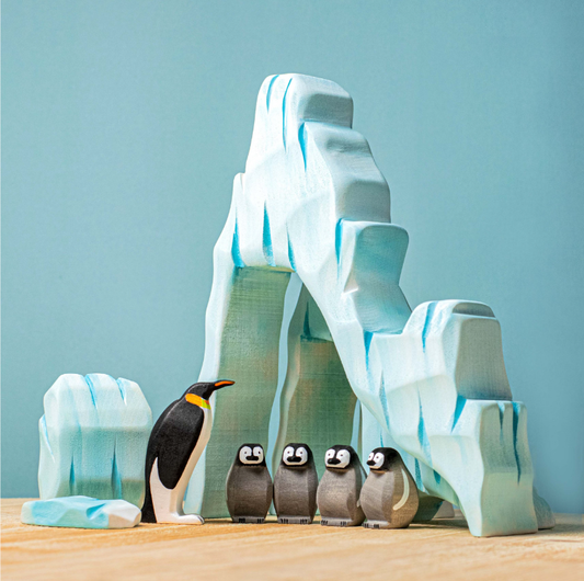 Bumbutoys Icy Cliffs and Penguin Family SET