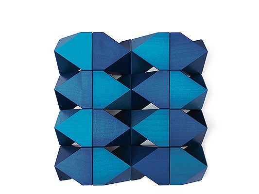 Naef Tawa construction game